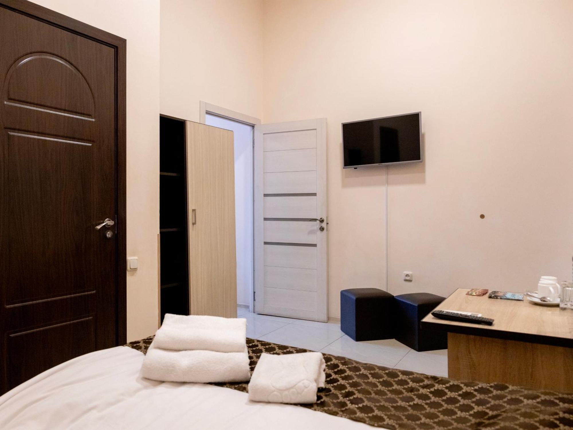 Comfort Hotel Erivan Exterior foto