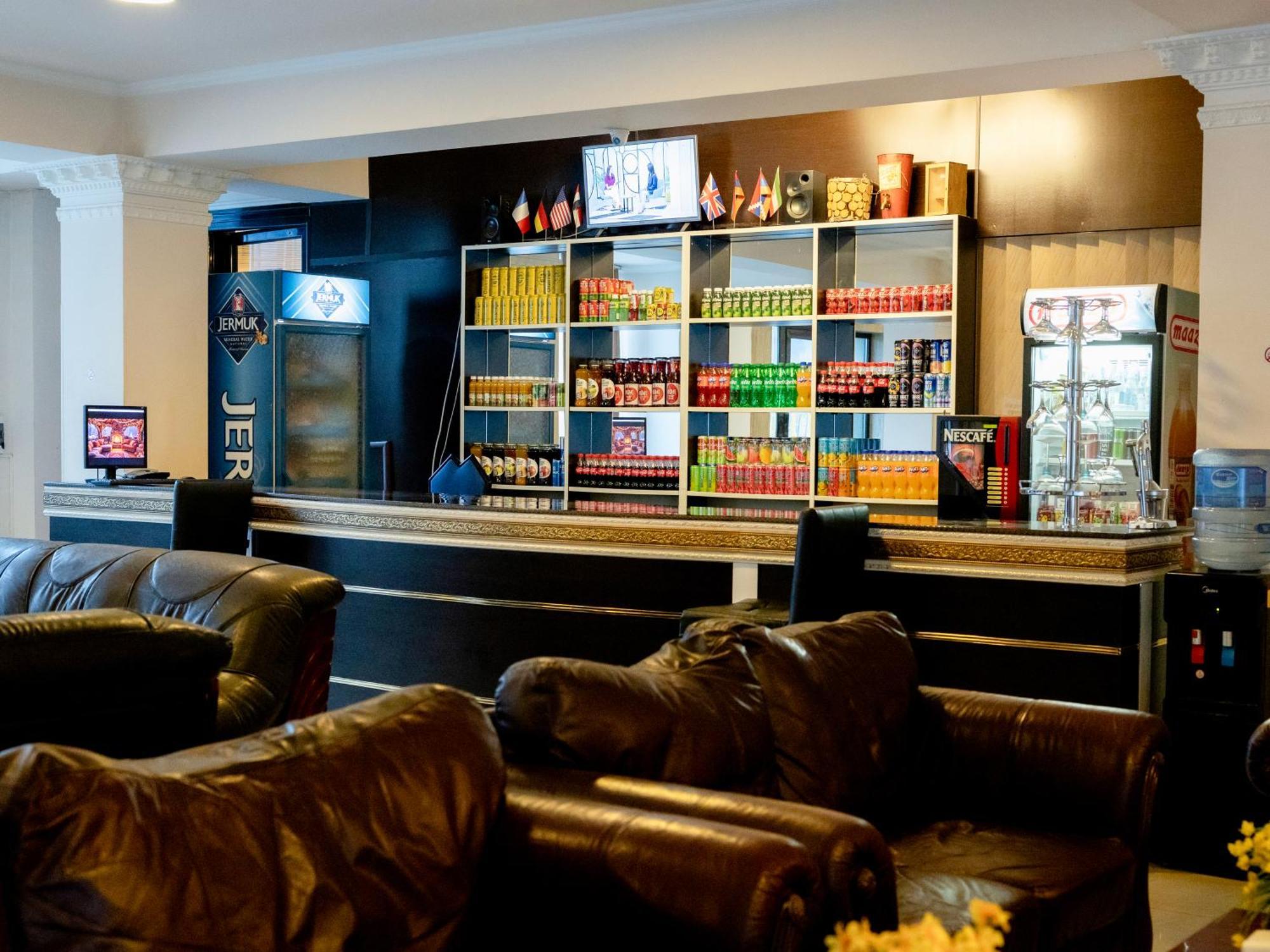 Comfort Hotel Erivan Exterior foto